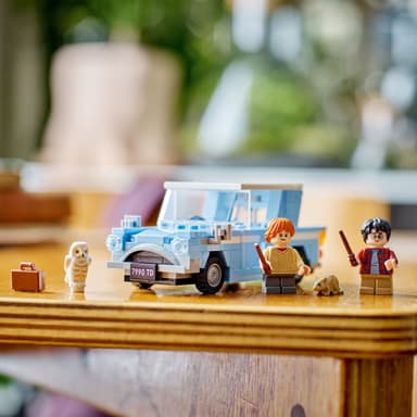 LEGO Harry Potter Flygande Ford Anglia 76424