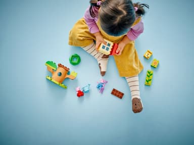 LEGO DUPLO Peppa Pig Greta Gris – Trädgård och trädkoja 10431