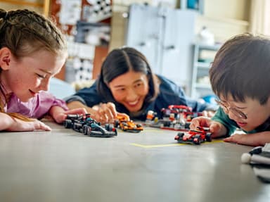 LEGO Speed Champions Mercedes-AMG F1 W15 racerbil 77244