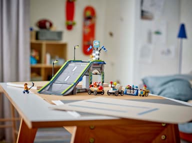 LEGO City Inga gränser: Racerbilsramper 60460