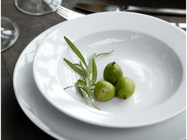Pillivuyt Eventail Deep plate with rim Dia 22 cm White