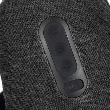 Nedis resekudde med inbyggda Bluetooth-hörlurar och passiv brusreducering