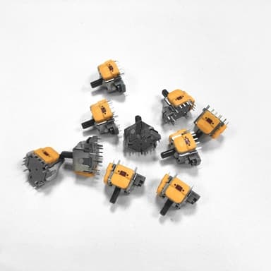 Set med 10 PS5 Hall joysticks