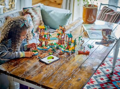LEGO Friends Äventyrsläger – trädkoja 42631