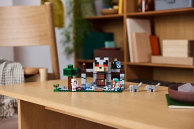 LEGO Minecraft Vargfästningen 21261