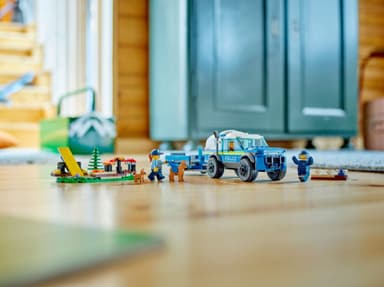 LEGO City Polisens mobila hundträning 60369