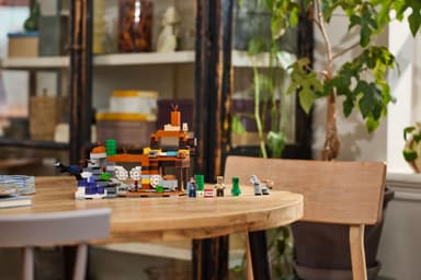 LEGO Minecraft Gruvschaktet i stenöknen 21263