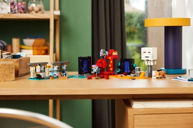 LEGO Minecraft Vapenförrådet 21252
