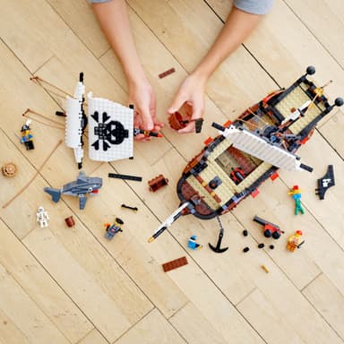 LEGO Creator Piratskepp 31109