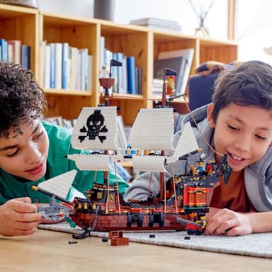 LEGO Creator Piratskepp 31109