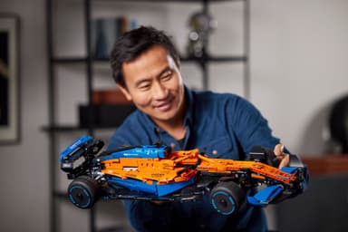 LEGO Technic McLaren Formula 1 racerbil 42141