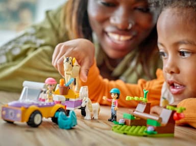 LEGO Friends Häst- och ponnysläp 42634