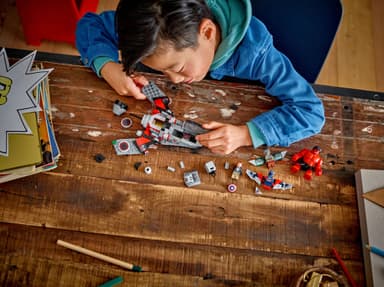 LEGO Super Heroes Captain America mot Red Hulk 76292