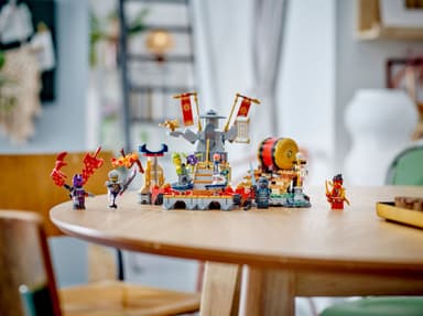 LEGO Ninjago Turneringens stridsarena 71818