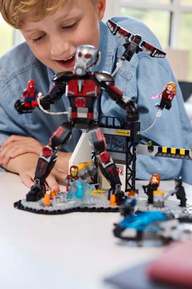 LEGO Super Heroes Captain America: Civil War actionstrid 76314