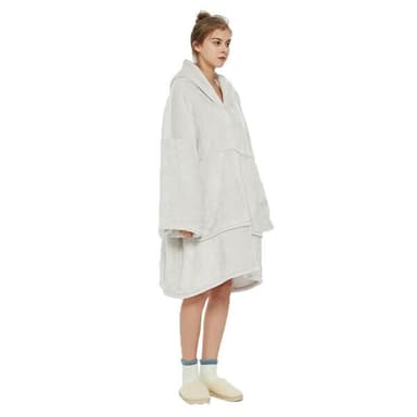 Oversized hoodie i ljusgrått med känguruficka och luva - Ljusgrå
