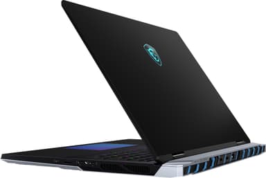MSI Titan U9-285HX/64/6TB/5080/18(UHD)-120 gaming laptop