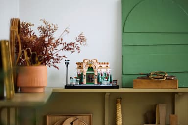 LEGO Icons Franskt kafé 10362