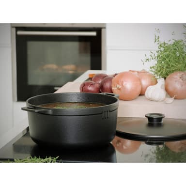 Fiskars Gryta Brasserie  3,3 L/22 cm emaljerad