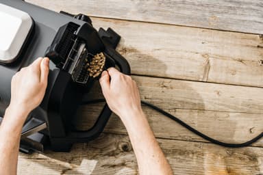 Ninja Woodfire elgrill OG701EU (grå & svart)