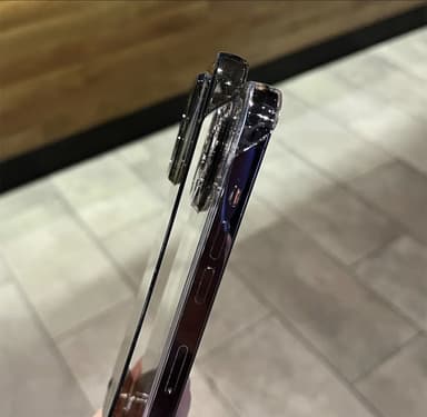 Ultra-tunn genomskinlig skal till iPhone 11