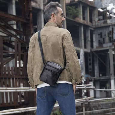 Crossbody Väska i Äkta Läder Svart