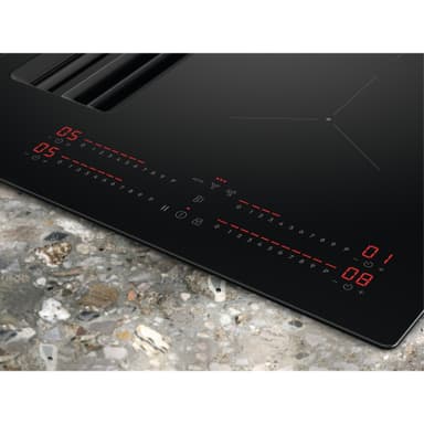 Electrolux Serie 600 Induktionshäll med fläkt HHHB865C (80cm)