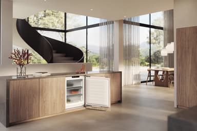Miele Frysskåp FNUS 7040 D (Integrerat)