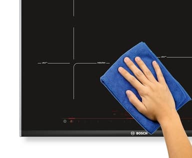 Bosch Induktionshäll med inbyggd fläkt PVQ890H26E