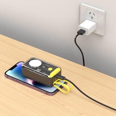 CyberPunk Bärbar laddare Powerbank 10000mAh 4-i-1 22.5W QC