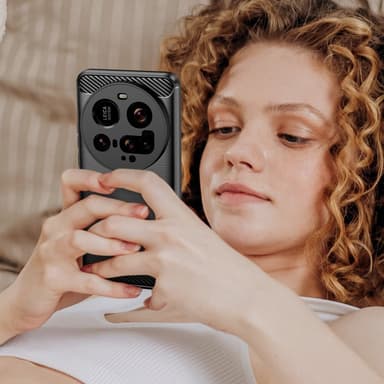 SKALO Xiaomi 15 Ultra 5G Armor Carbon Skal - Svart