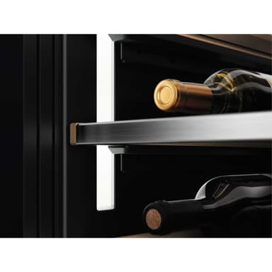 Electrolux Vinförvaring EWUS018B7B (Integrerat)