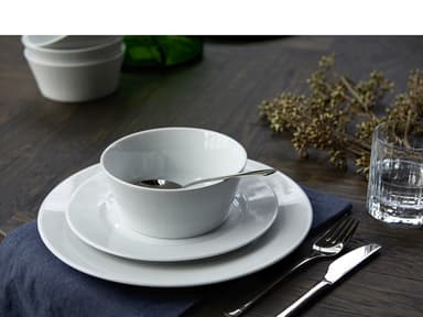 Pillivuyt Eventail Flat plate with rim Dia 22 cm White