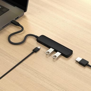 Satechi 4-i-1 HUBB USB-C Slim Multiport Adapter 4K - Svart