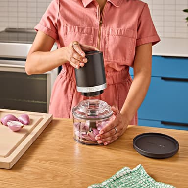 KitchenAid Go sladdlös hackare 5KTCR350BM (svart)