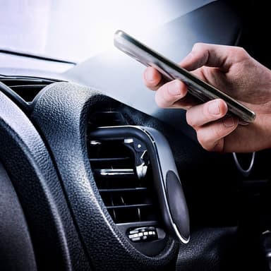 Universell LUFTUTLOPP Mobilhållare för luftventil svart