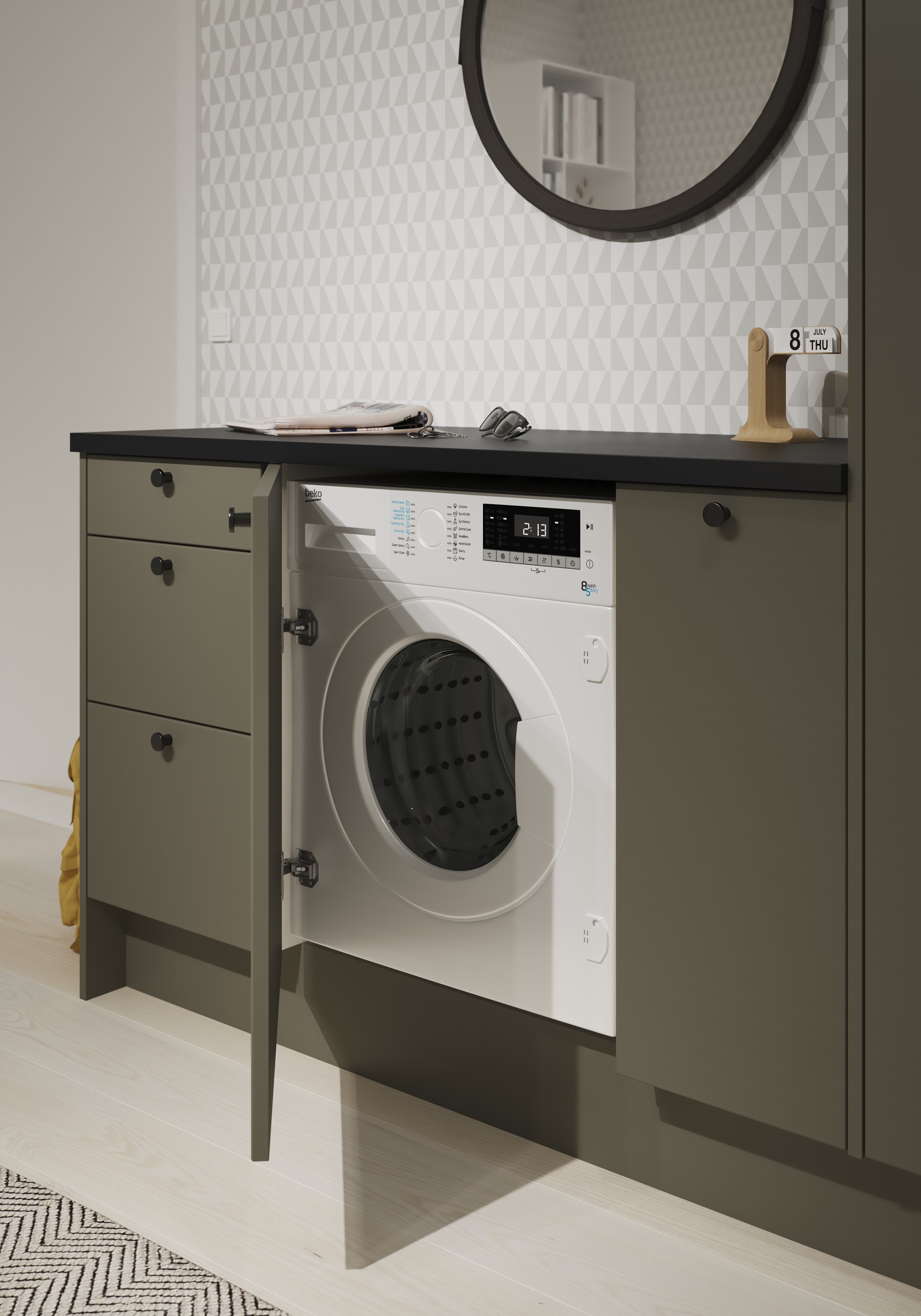 Epoq Trend Moss Green tvättstuga med öppet skåp som visar kombinerad tvättmaskin med torktumlare.