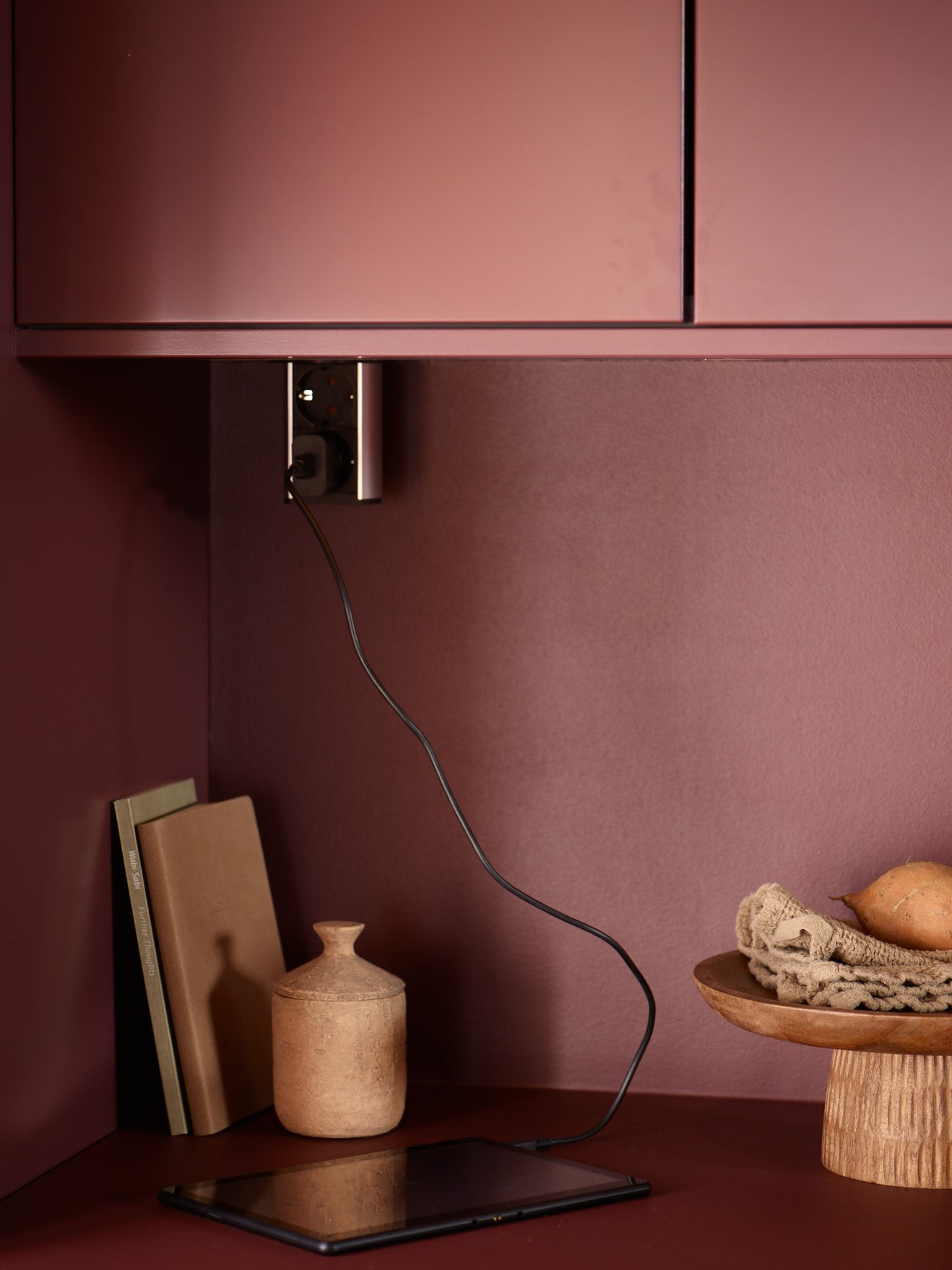 EPOQ - Linoleum Worktop - burgundy