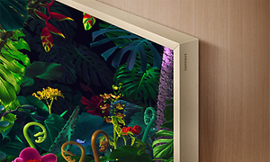 Närbild på ett hörn på Samsung the frame 2020.
