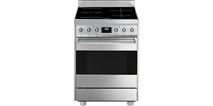 Klassisk induktionsspis från Smeg i svart- och silverfärg. 