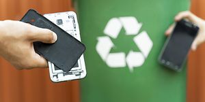 Mobiltelefoner redo för återvinning