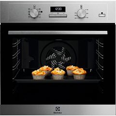 Ugn med ång-funktion från Electrolux 600. 