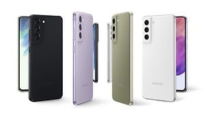 Samsung Galaxy S21 FE i olika färger