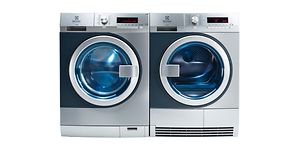 Electrolux - MDA - Electrolux myPRO tvättmaskin och torktumlare bredvid varandra