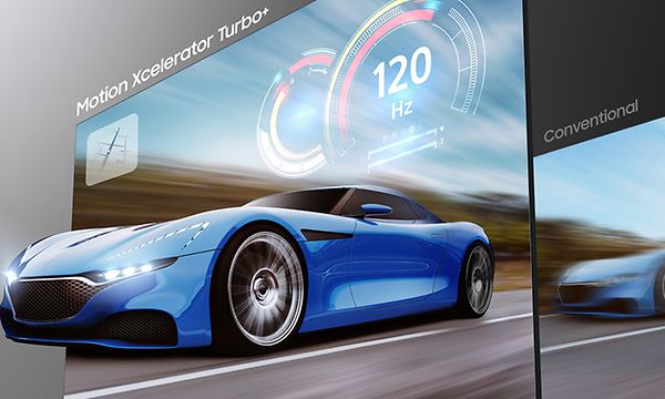 Samsung-TV-QN90A-Bil kommer ut ur en TV
