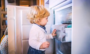 MDA-Freezer-Toddler opening freezer