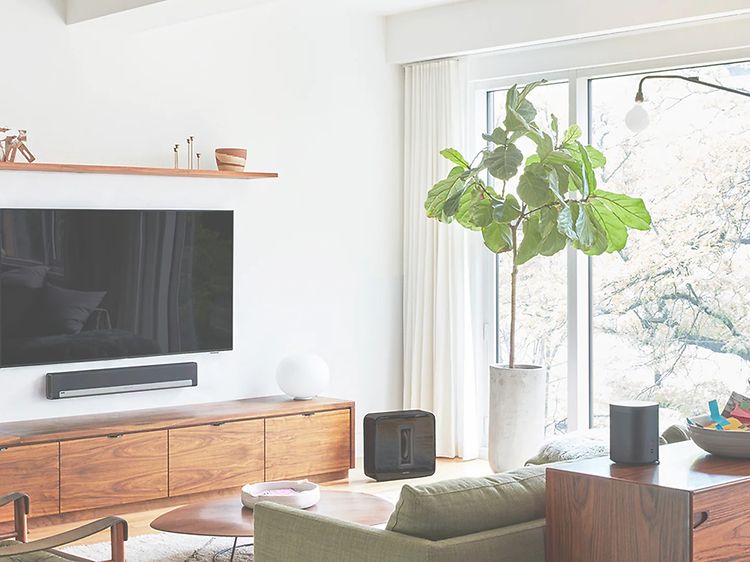 Sonos surroundsystem i vardagsrum