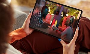 Lenovo P12 Pro Bioliknande skärm