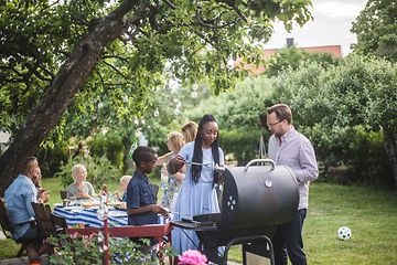 Grillfest i trädgården