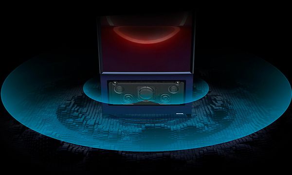 Ljudvågor som strömmar ut från TV:n, Samsung The Sero. 